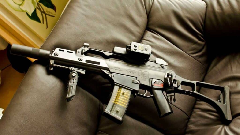 How to use EOTech holographic sight? In {2023}